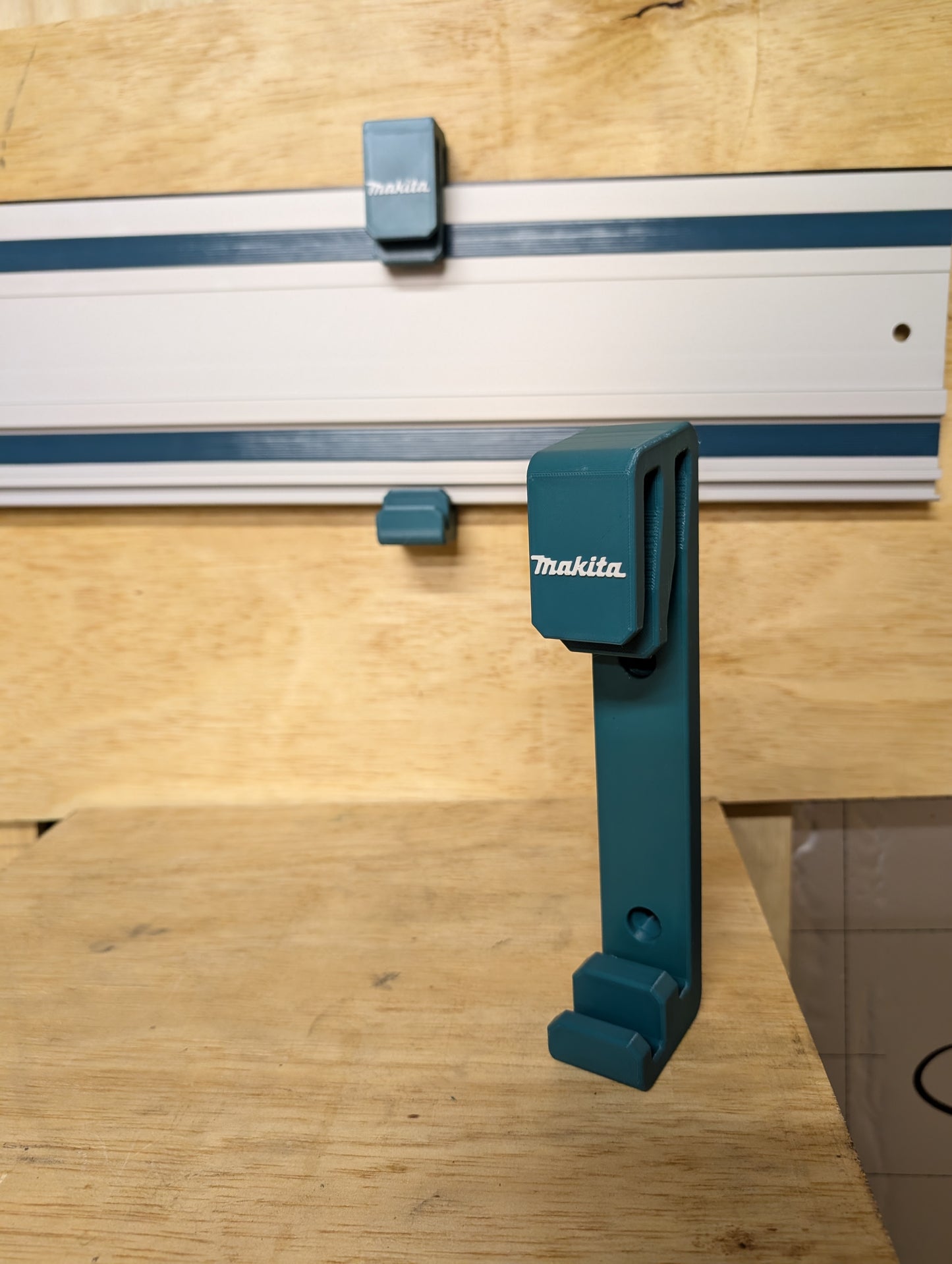 Makita geleiderail houder