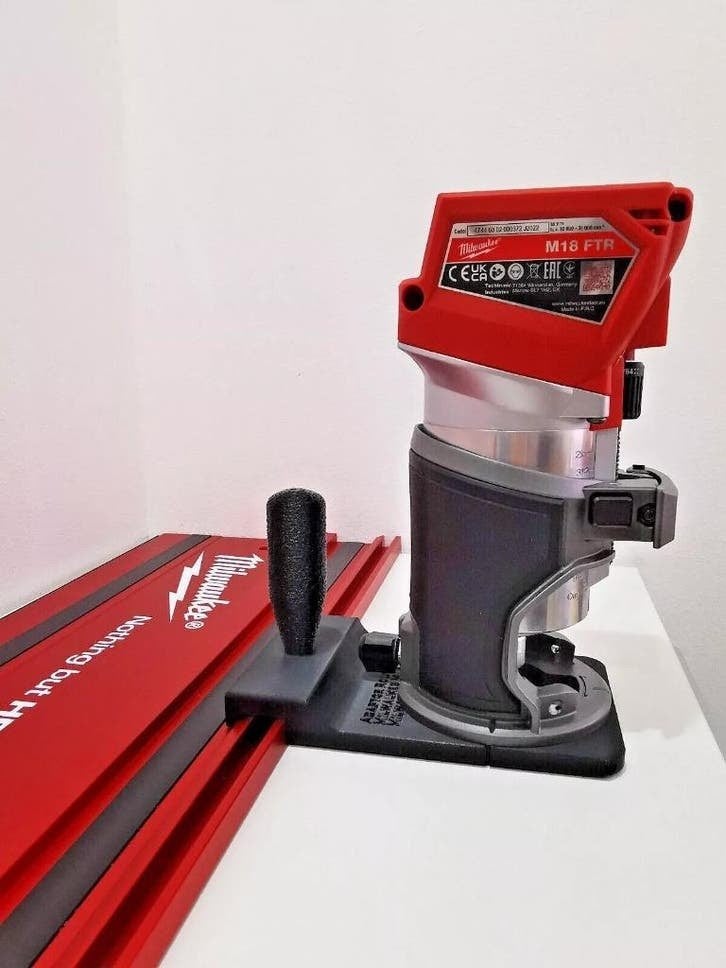 Milwaukee M18 Kantenfrees Adapter voor Verschillende Geleiderails